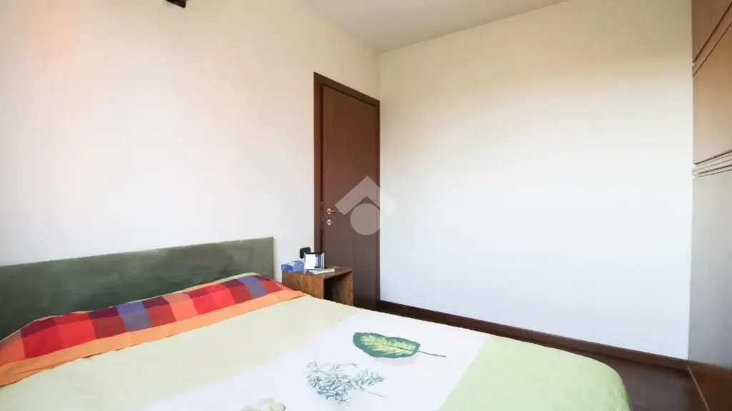 Magamistoad - Bright 2-Bedroom Apartment with Balcony in Milan
