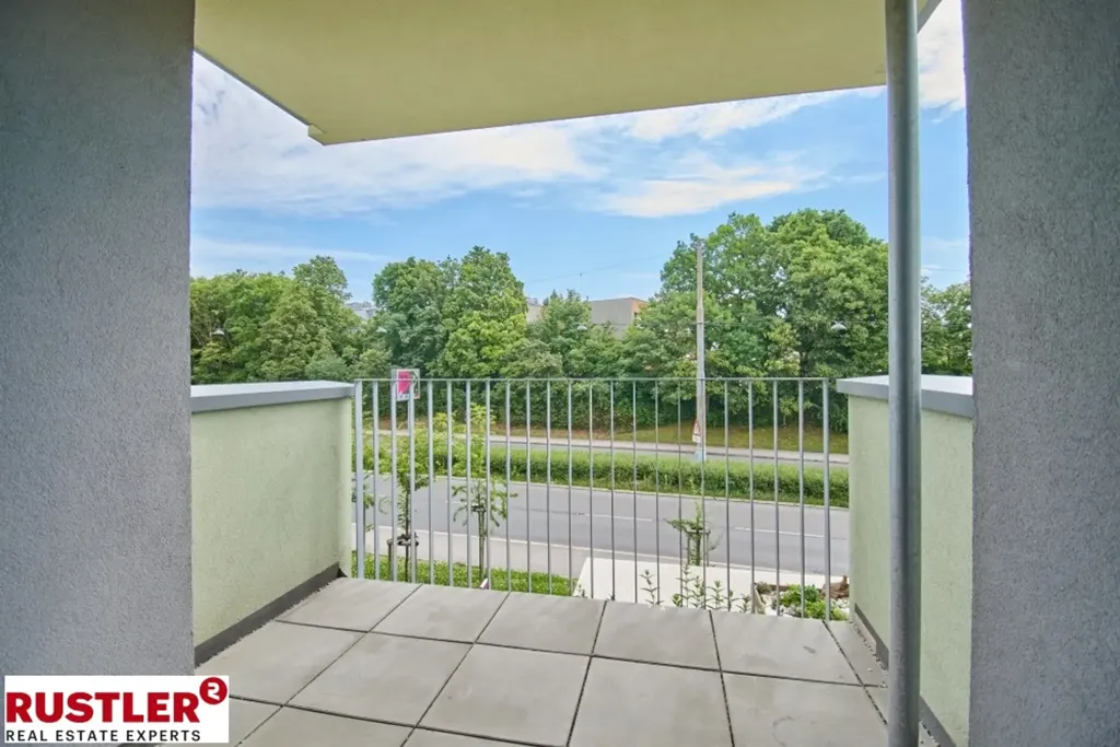 Balcony - Apartment with View in Oberlaa, Vienna