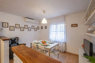 Söögituba - Luxury House with Garden in Salou