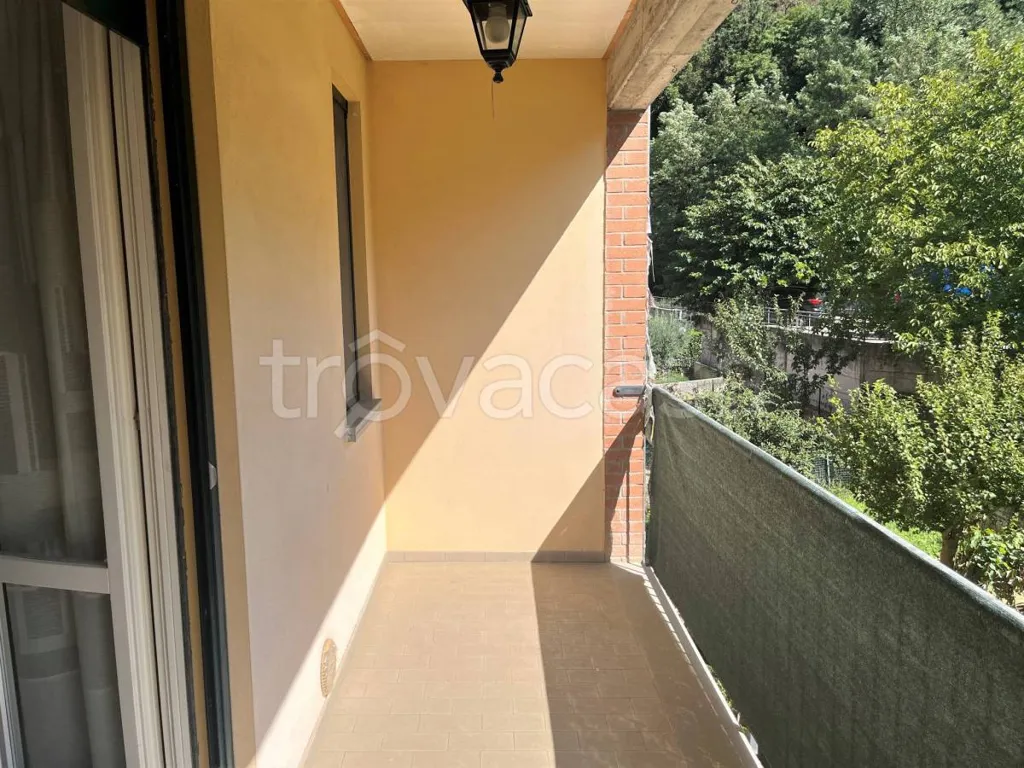 Balcon - Bright Apartment with Balcony in Urbino