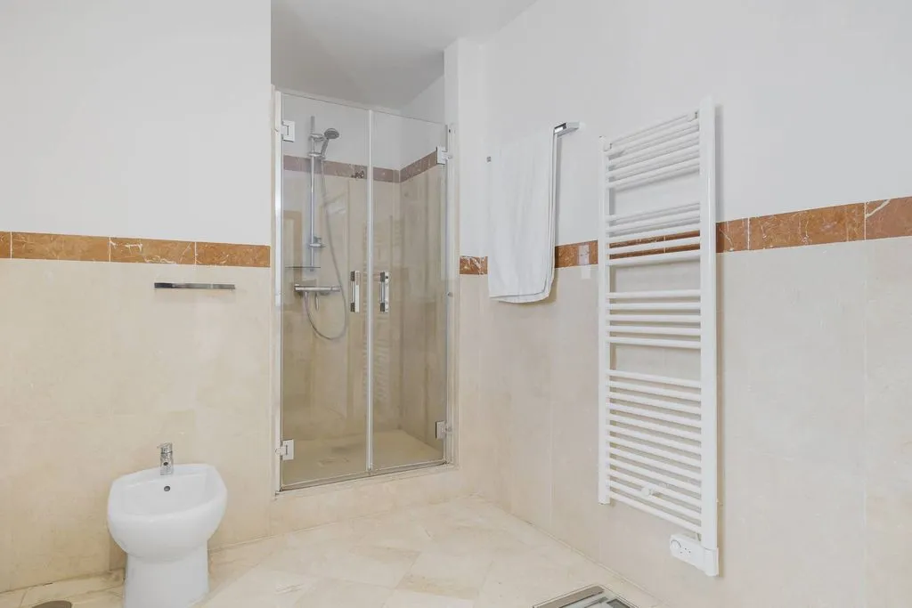 Salles de bain - Luxury Townhouse with Pool in Benahavís