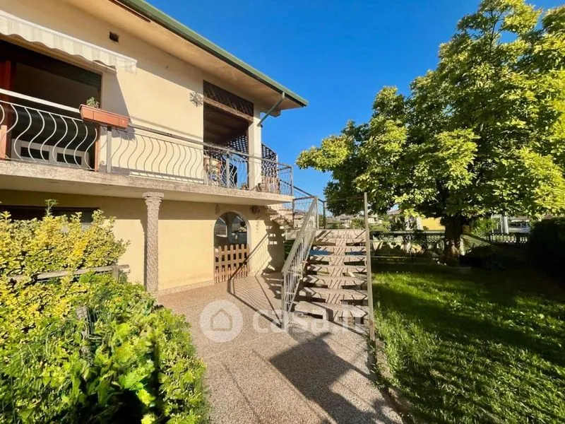 Aed - Independent Villa with Large Terrace in Ramuscello