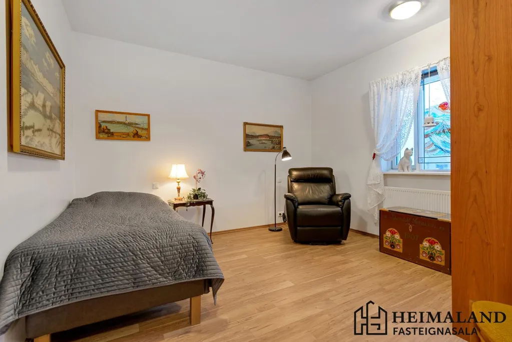 Camere da letto - Spacious 3-Bedroom Apartment with Elevator in Selfoss