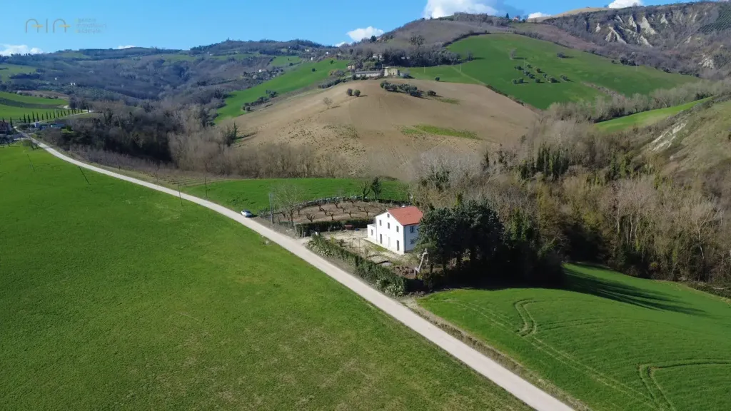 Vue aérienne - Rustic House with Garden in Castignano