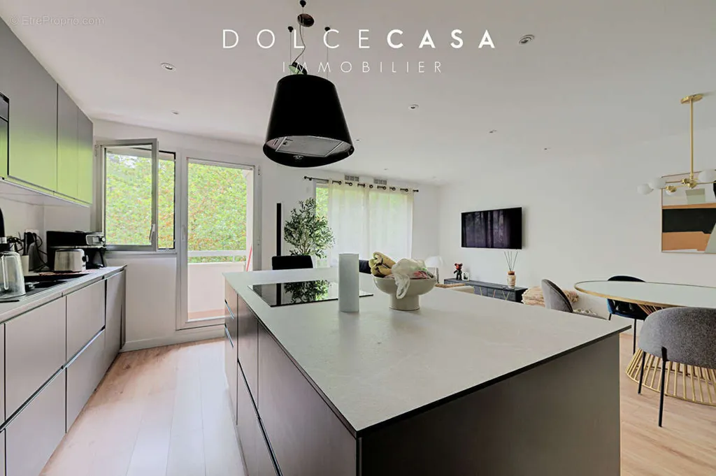 Cuisine - Appartement rénové avec terrasse à Nogent-sur-Marne