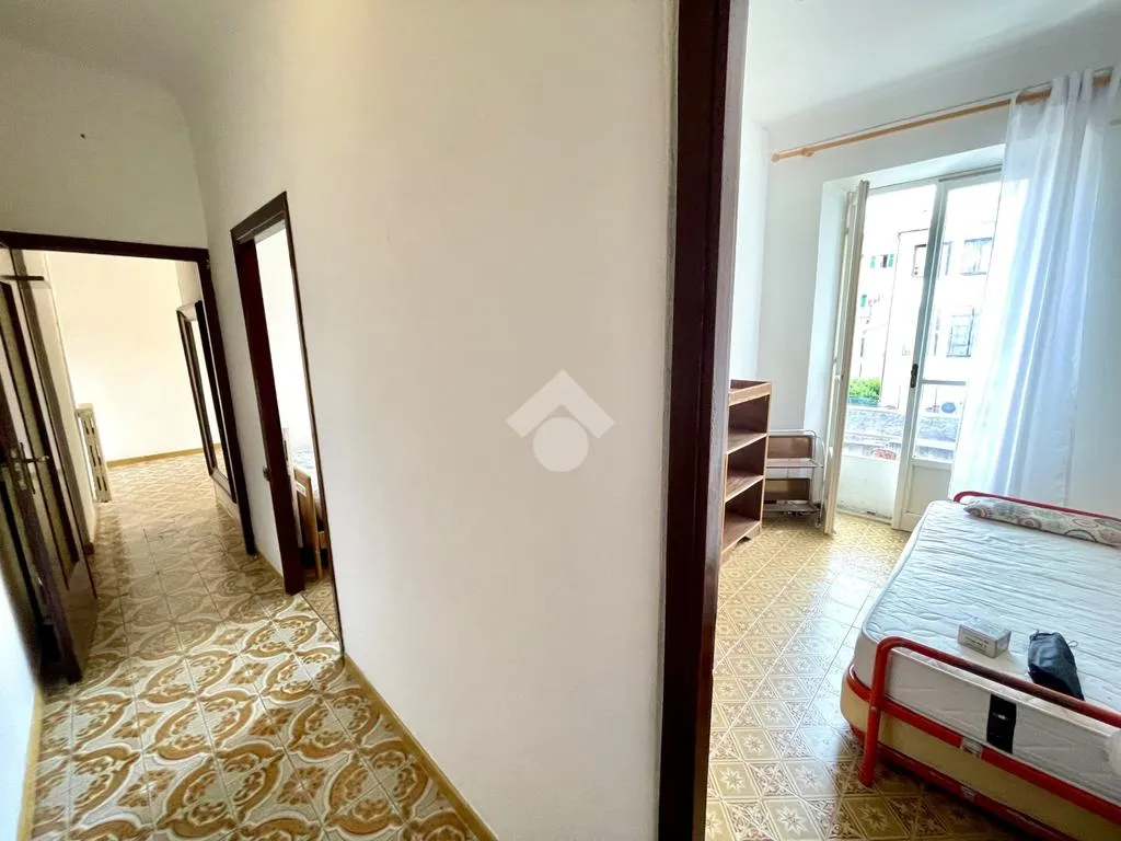 Magamistoad - 4-Room Apartment with Balcony in Oneglia
