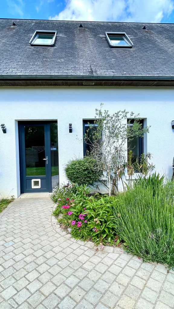 Extérieur - Maison de 6 Pièces avec Terrasse à Mayenne