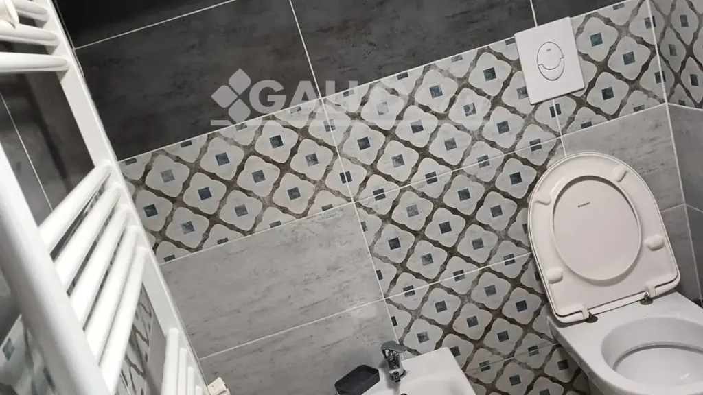Salles de bain - Modernised Semi-Detached Villa in Spezzano della Sila