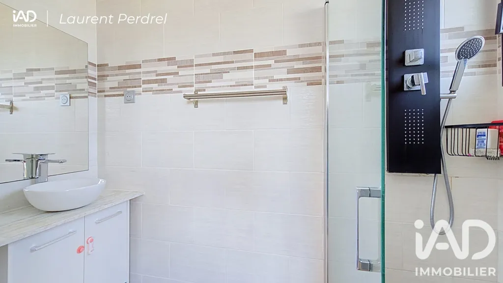 Bagni - Contemporary House with Pool in Allaire