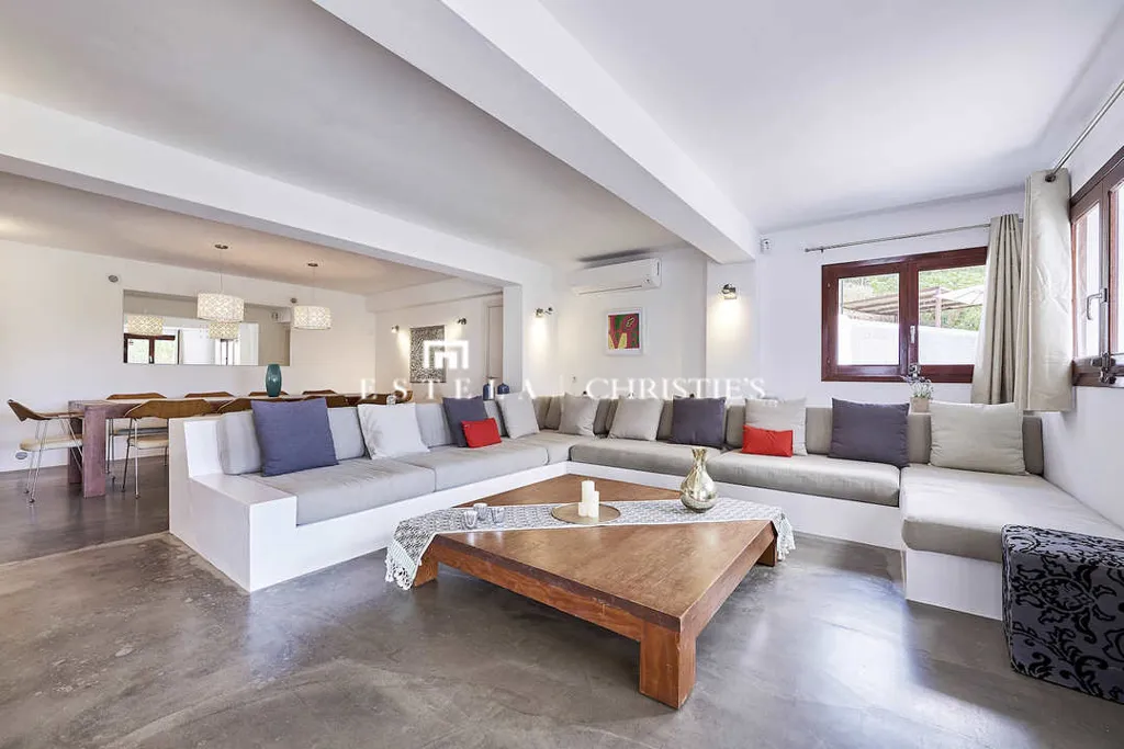 Séjour - Contemporary Villa with Pool in Es Cubells