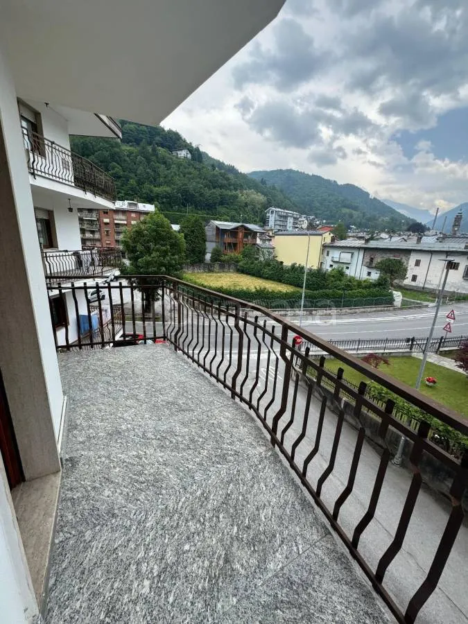 Rõdu - Apartment with Balcony in Vernante