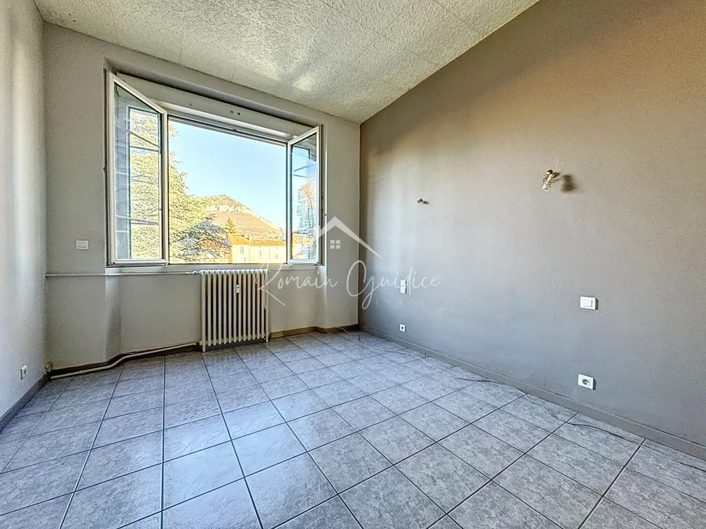 Toad - Type 3 Apartment with Balcony in Millau