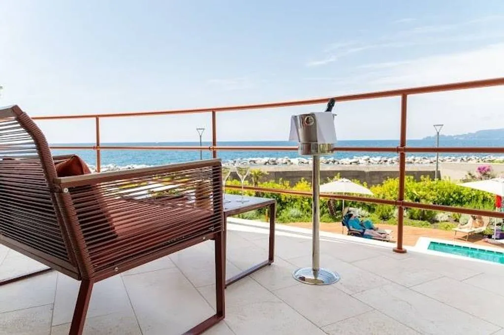 Terrasse - Luxury Apartment with Sea View in Chiavari