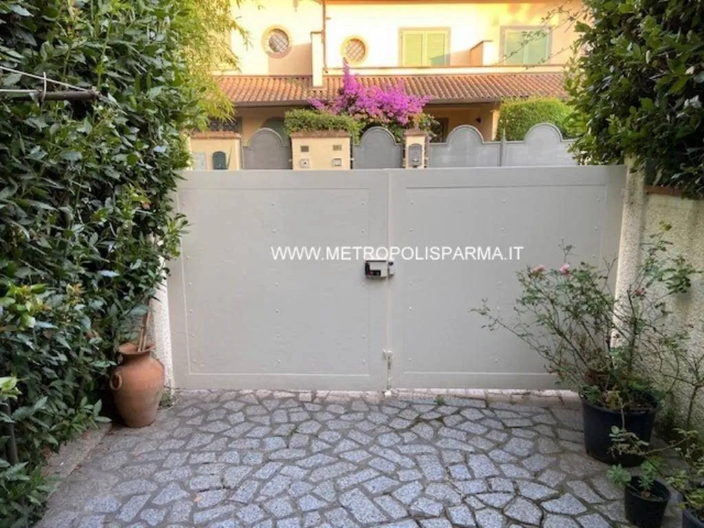 Exterior - Luxury Villa with Garden in Forte dei Marmi