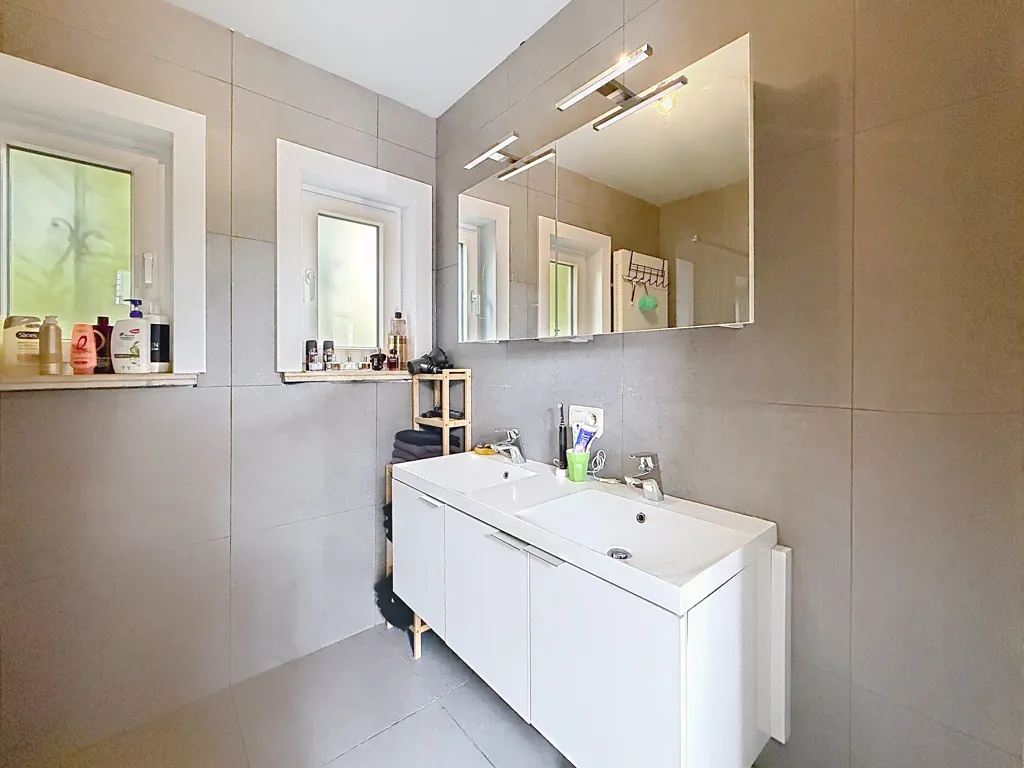 Salles de bain - Villa avec Jardin à Sint-Andries