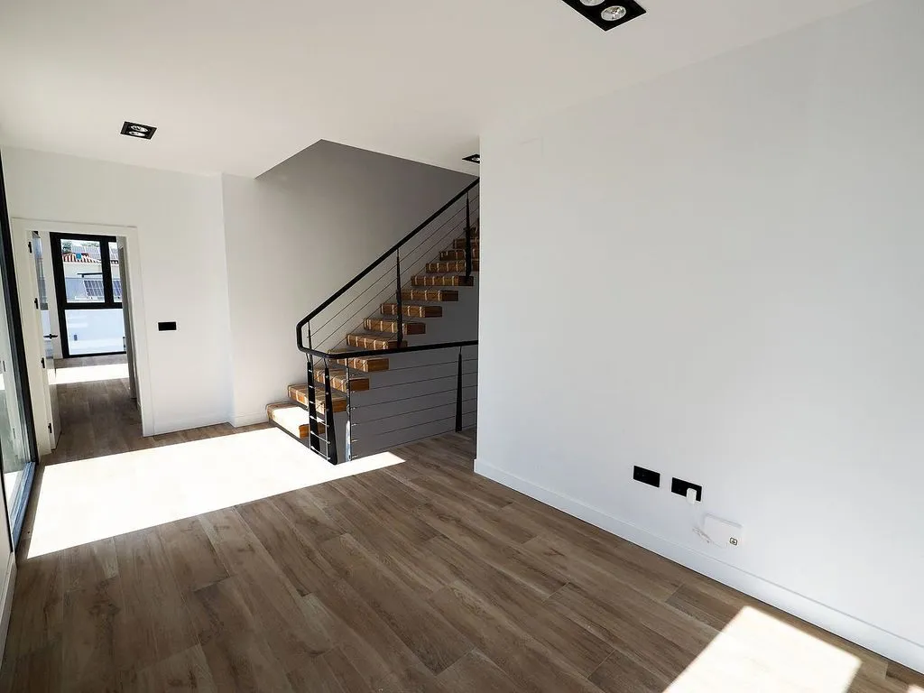 Toad - New Chalet with Pool in Bollullos de la Mitación