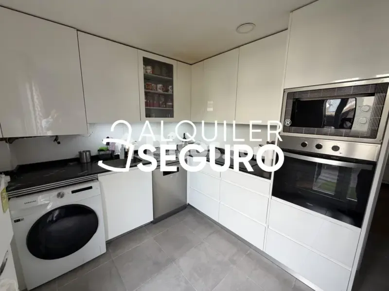 Cuisine - Spacious Flat with Terrace in Torrejón de la Calzada