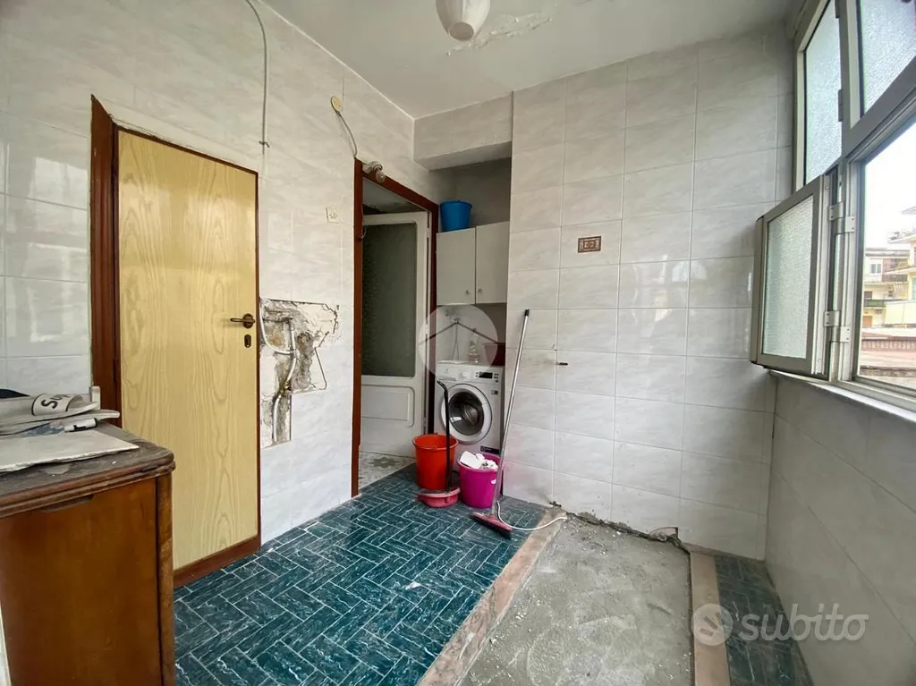 Salles de bain - 3-Room Apartment with Balcony in Naples