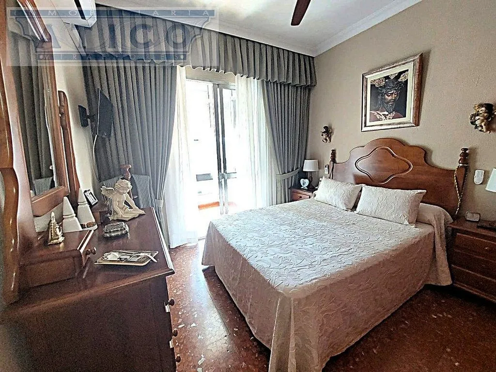 Chambres - Apartment with Terrace in Carmona Road Area