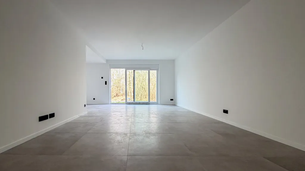 Toad - New Apartment with Private Garden in Ougrée