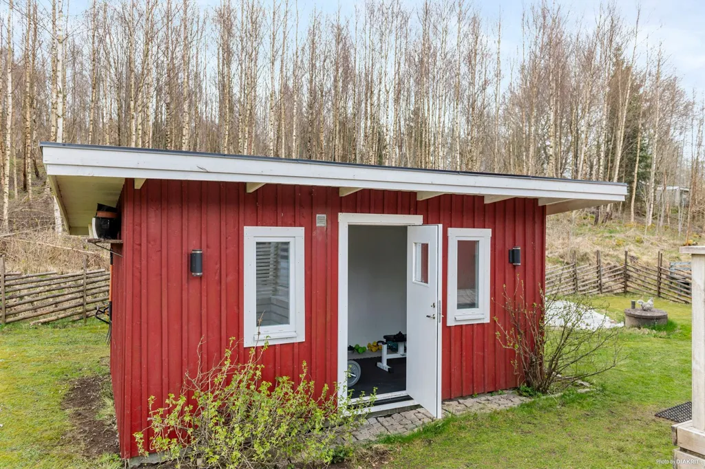 Välivaade - Villa with Pool in Borås