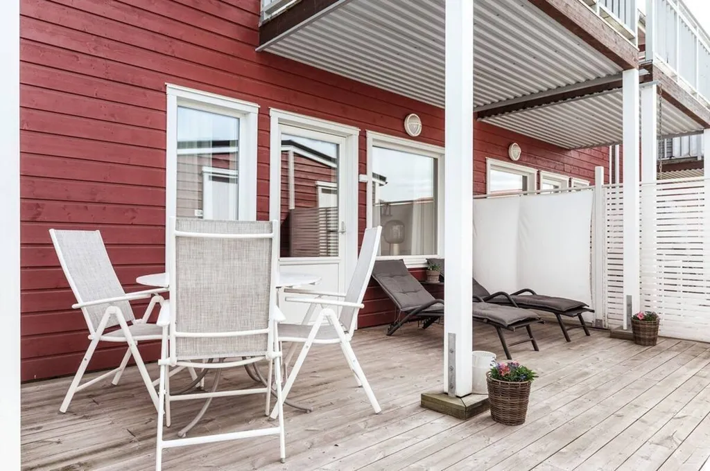 Terrasse - Apartment with Balcony in Borlänge