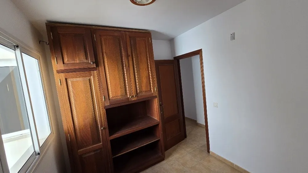 Pièces - Apartment with Storage in Arrecife, Las Palmas