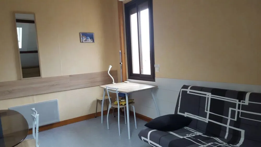 Séjour - Appartement 1 Pièce avec Climatisation à Toulouse