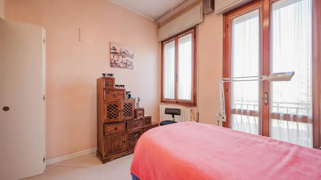 Magamistoad - Four-Bedroom Apartment in Pianiga