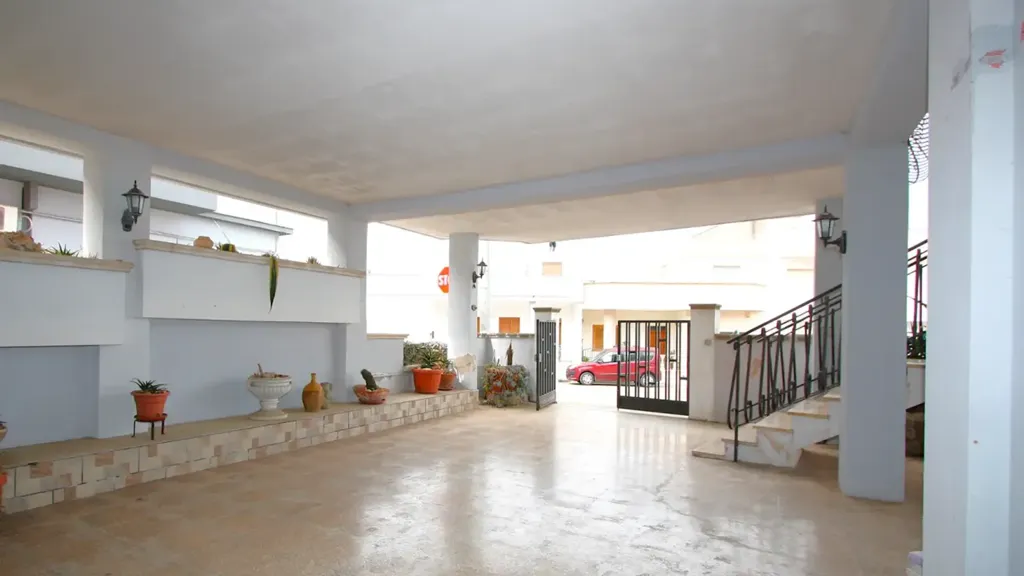 Elutuba - Contemporary Apartment with Balcony in Matino