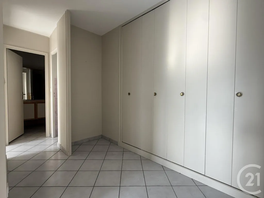 Pièces - Appartement 3 Pièces avec Vue Dégagée à Échirolles