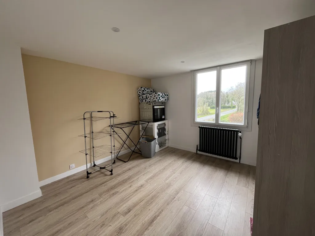 Chambres - Maison avec Jardin et Garage à Melrand