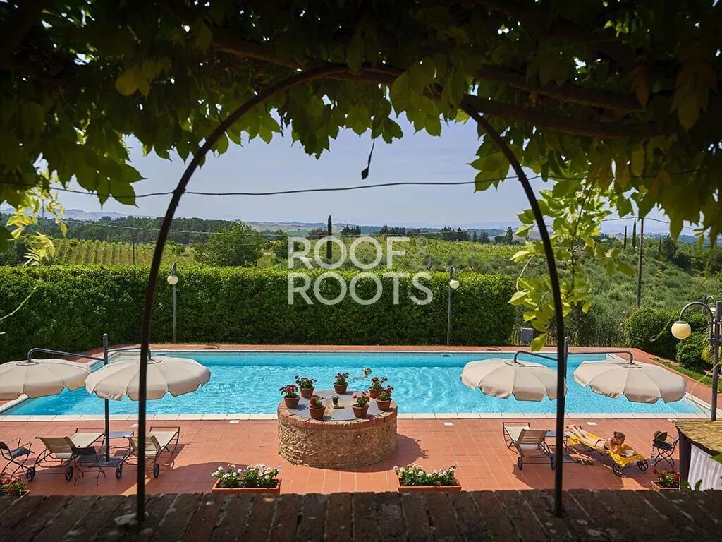 Piscine - Renovated Estate with Panoramic View in Chianti