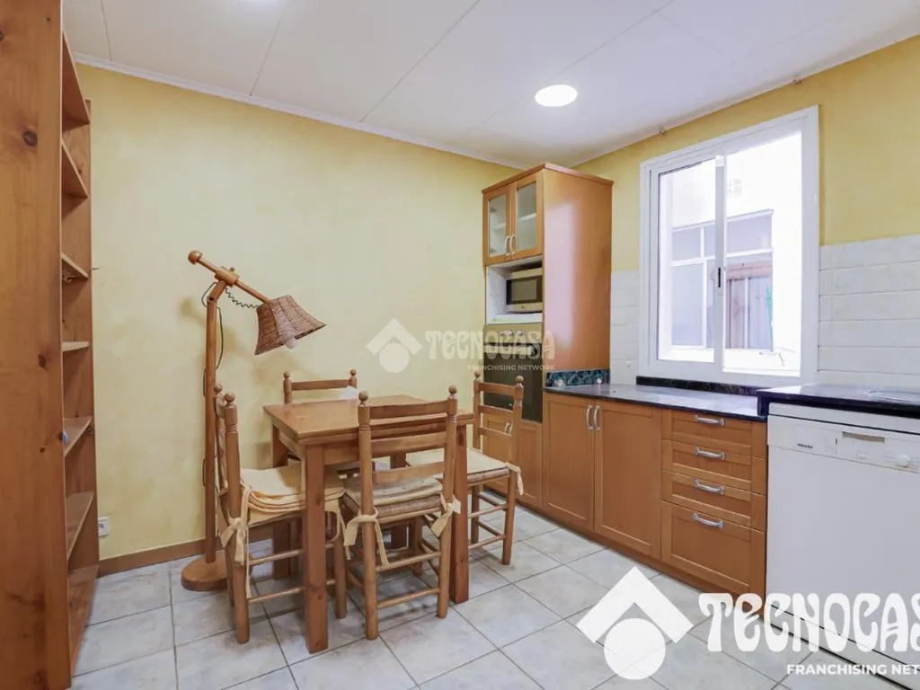 Cuisine - Apartment with Balcony in Sants - Montjuïc