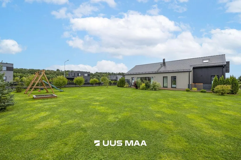 Aed - Stone House with Terrace in Uuesalu