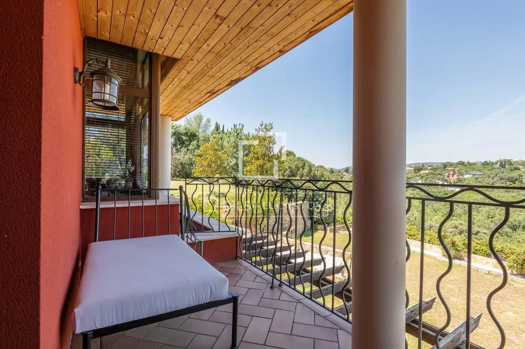 Balcon - Villa with Panoramic Views in Las Rozas