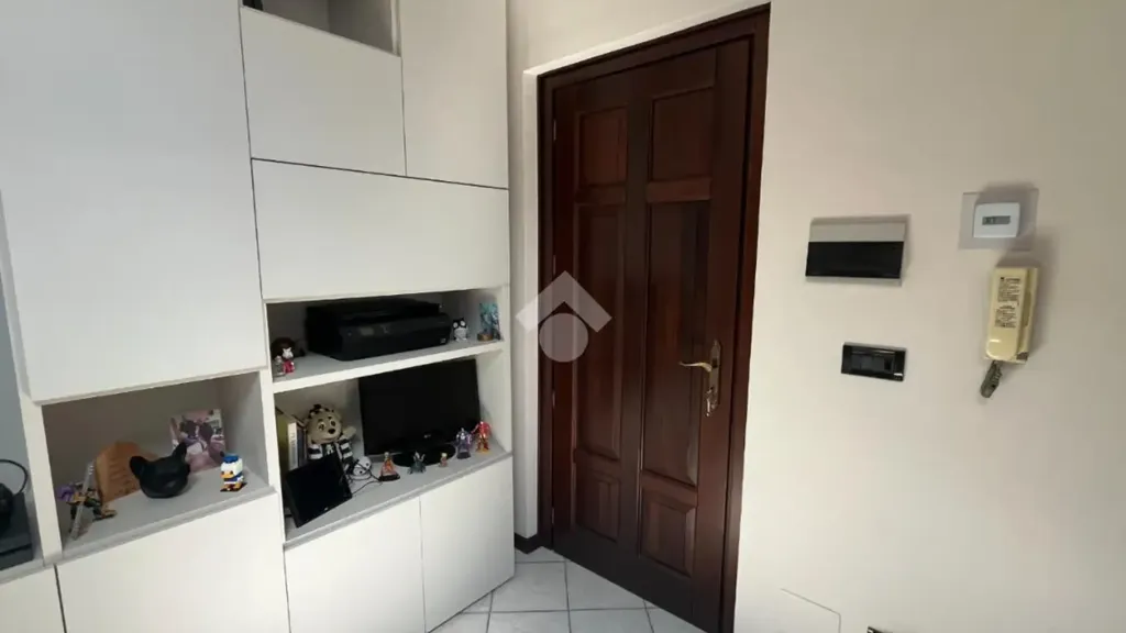 Esik - Apartment with Terrace in San Maurizio Canavese