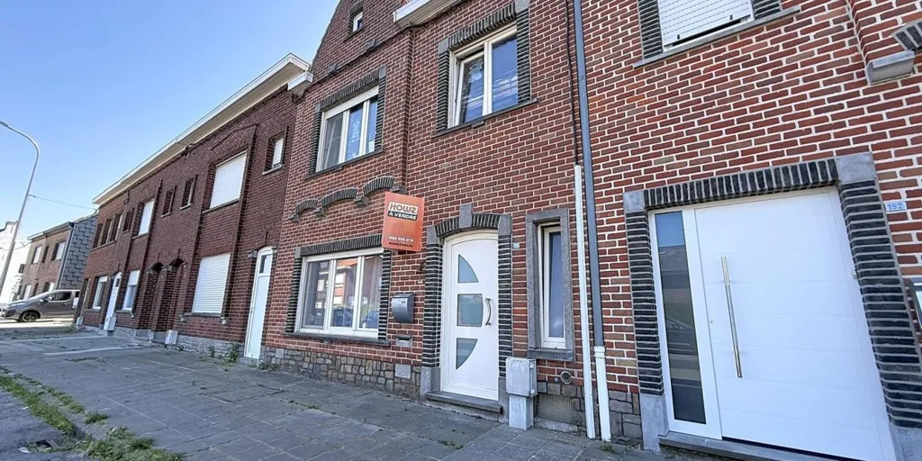 Välivaade - House with Garden in Luingne, Hainaut