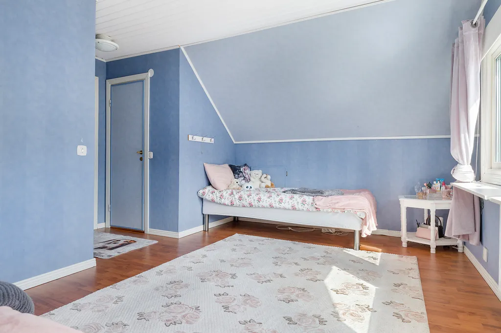 Chambres - Modern Villa with South Terrace in Popular Area
