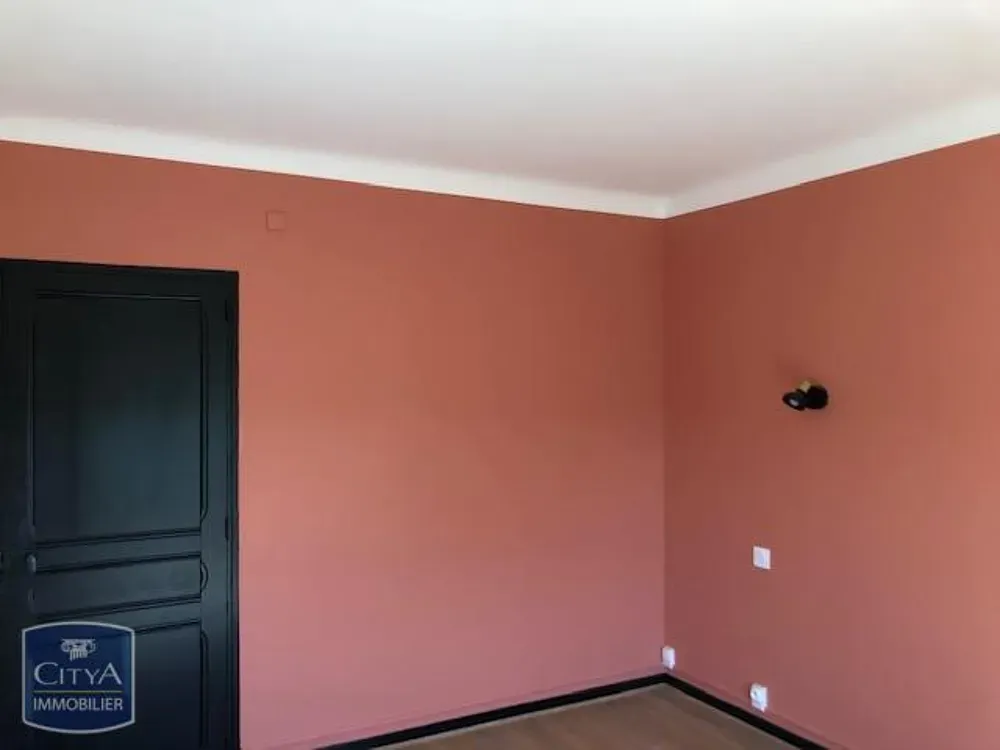 Pièces - Maison 3 Pièces avec Jardin à Lavalette