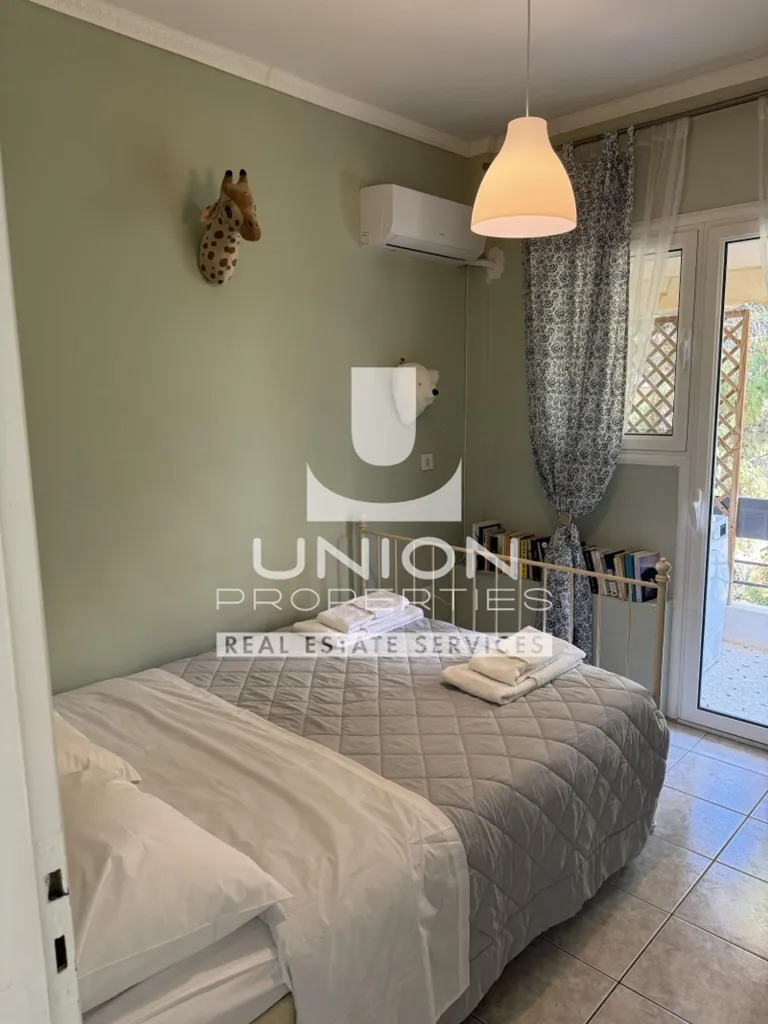 Bedrooms - Furnished Apartment with Open View in Varitsa