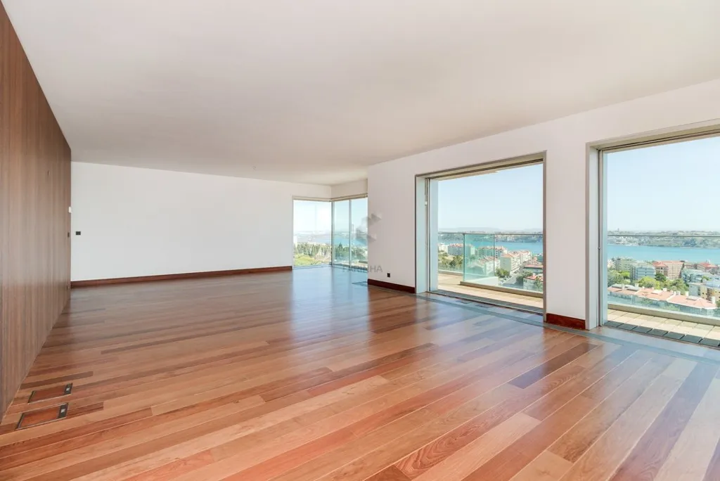 Elutuba - High Standard Flat with River View in Restelo