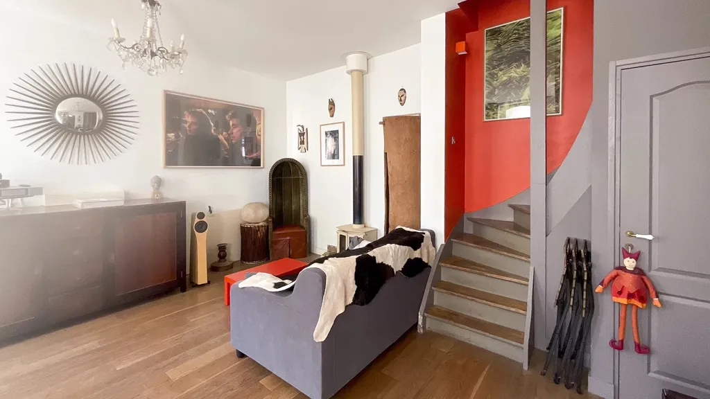Elutuba - Townhouse by River in Lille