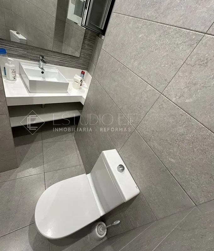 Salles de bain - Furnished Flat with Central Heating in Salamanca