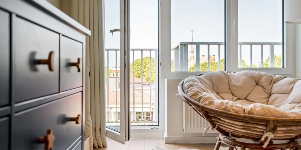 Chambres - Appartement rénové avec terrasse à Wilrijk