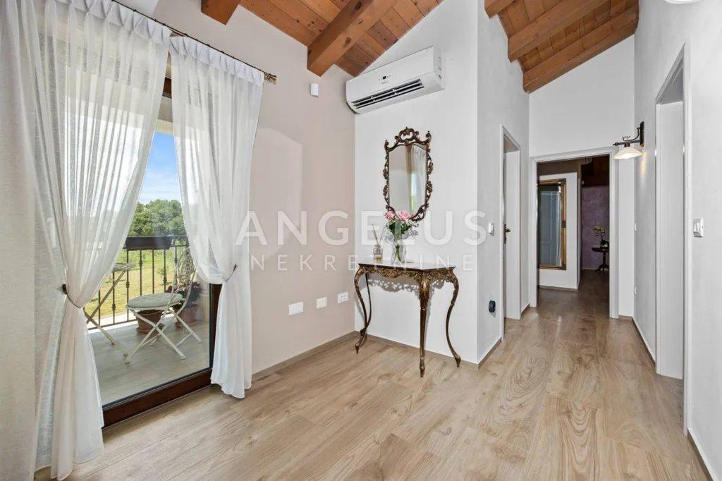 Ingresso - Rustic Villa with Pool near Pula