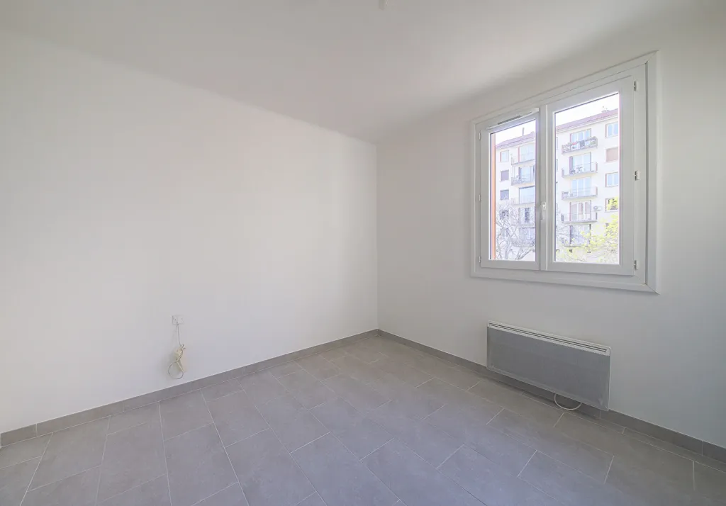Pièces - Appartement T3 avec Vue Montagne à Corte
