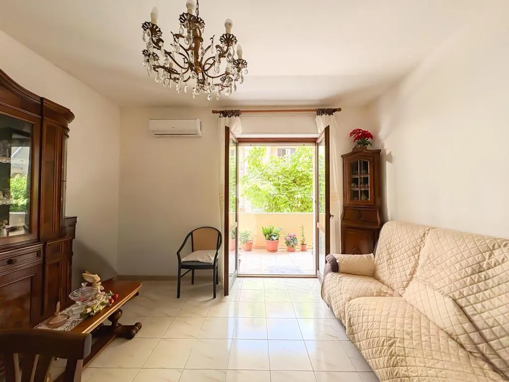 Séjour - Bright 3-Room Apartment with Terrace in Alghero