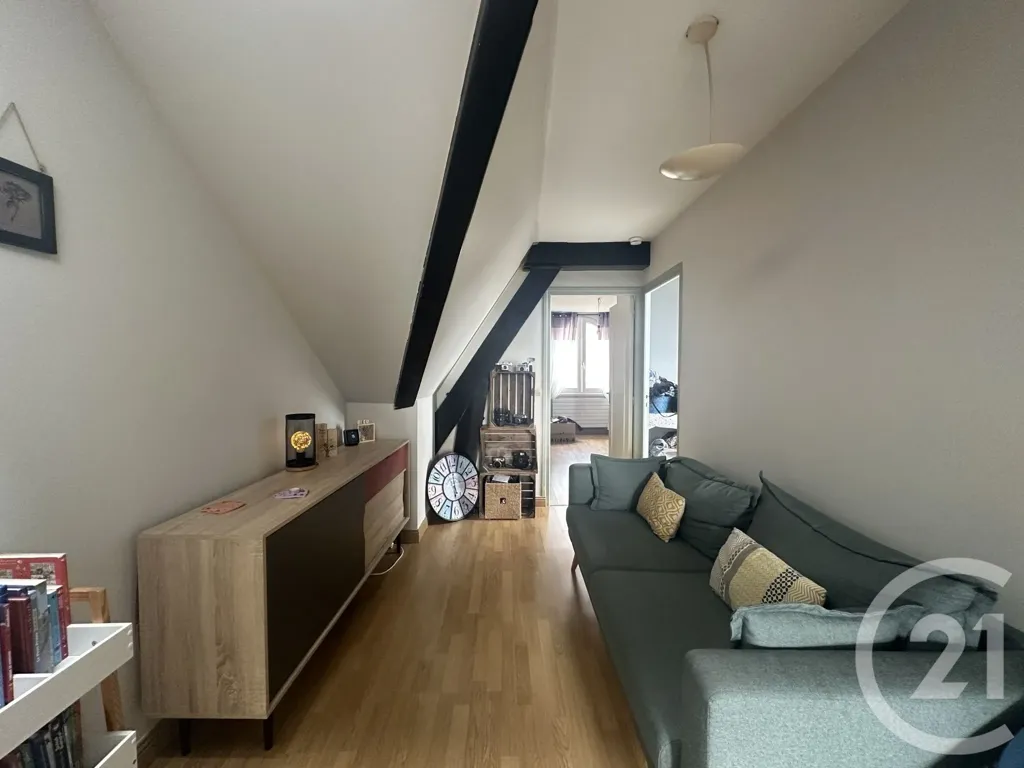 Séjour - Maison indépendante avec terrasse à Itancourt