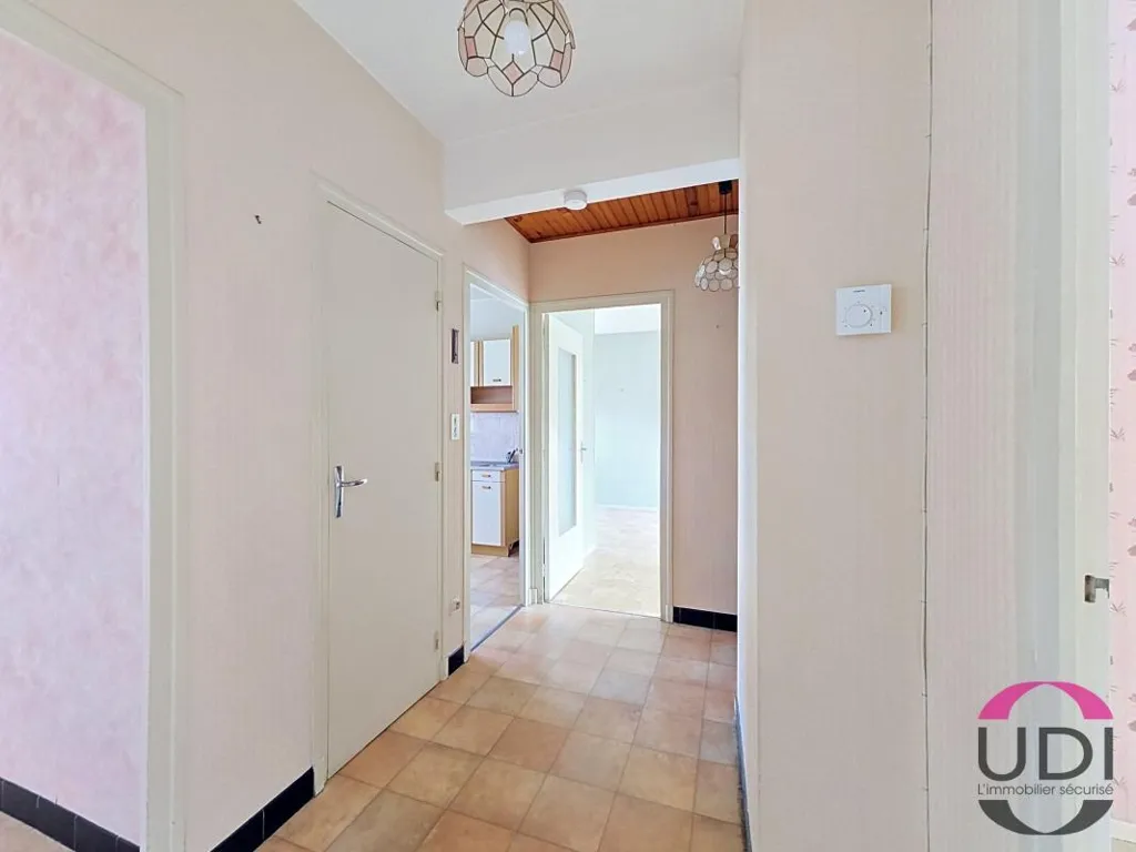 Esik - Charming 3-Bedroom House in Buffon, Montluçon